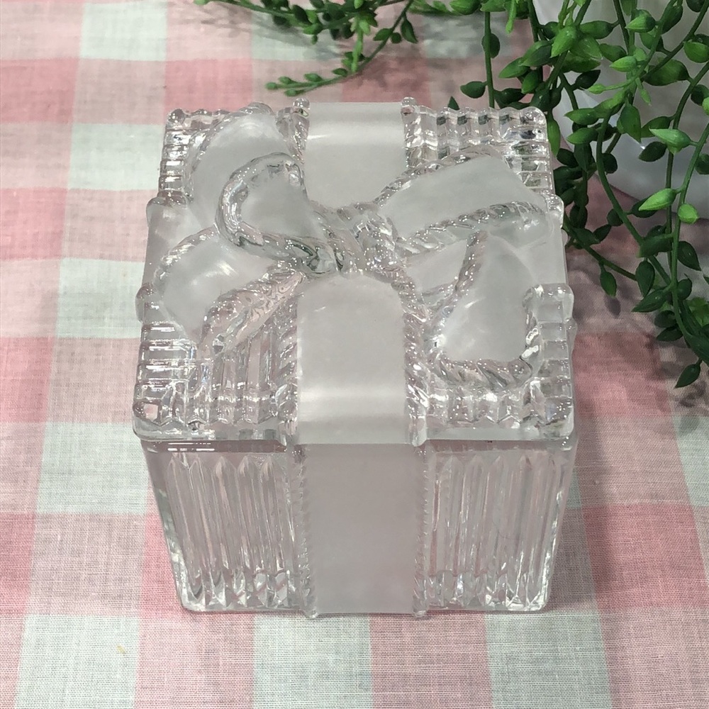Glass gift box - Picture 3 of 10